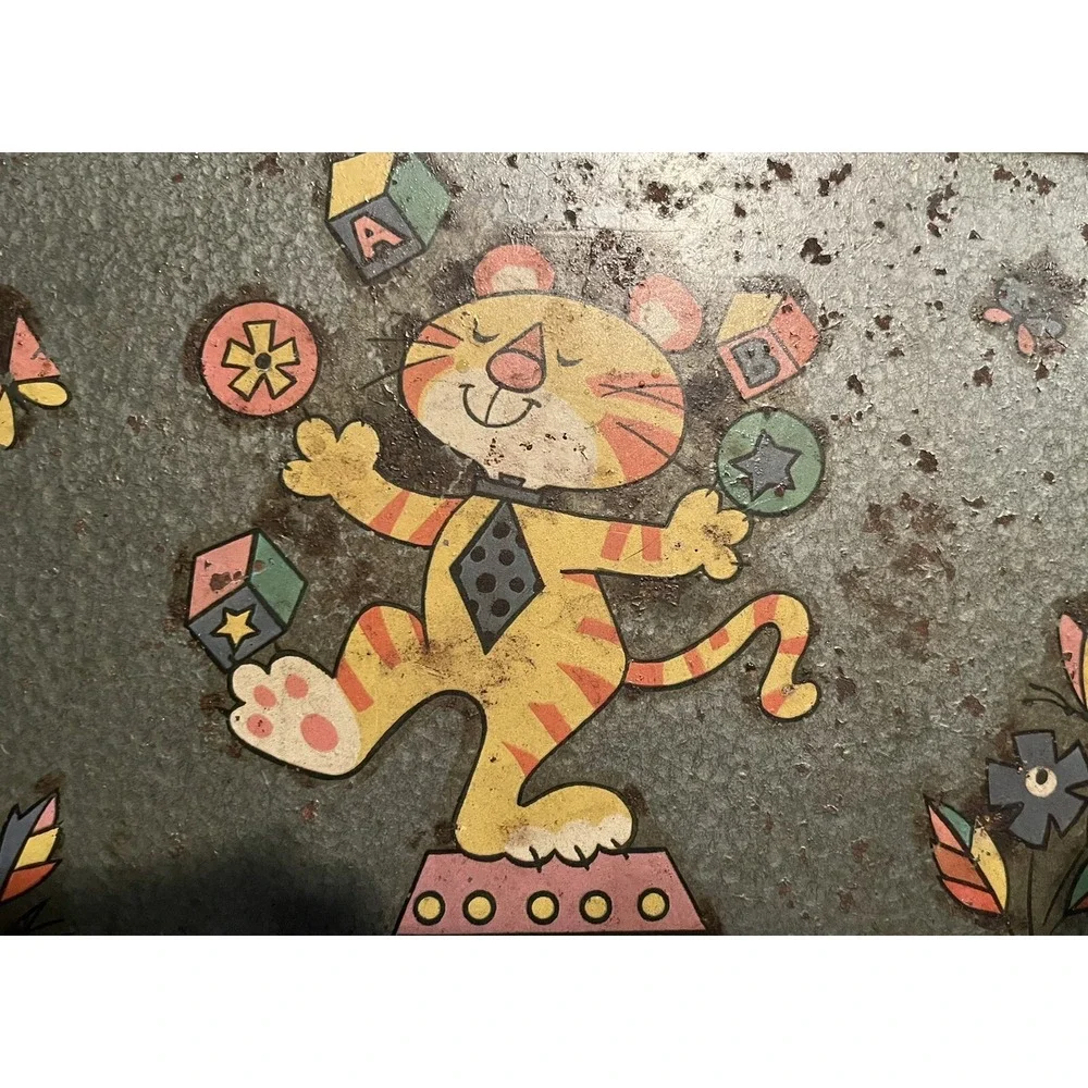 Vintage Metal Storage Tin/Box Tiger And Friends Sturdy Solid Construction 1950's